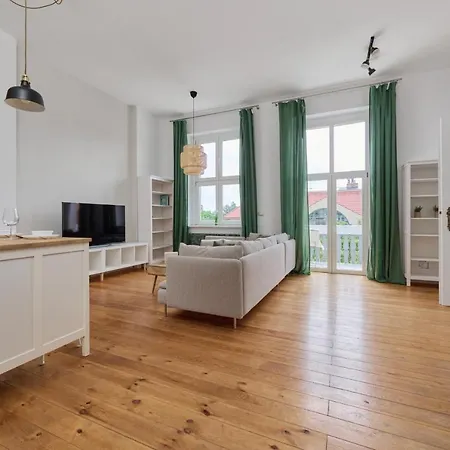 Apartment Spacious Tenement With 1 Bedroom And Balcony By Renters Breslau